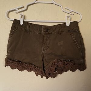 Brown Lace Trim Women Shorts